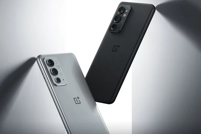 OnePlus 10 Tipped to Look Identical to Oppo Reno 7 Pro From Front, Live Image Leaked
