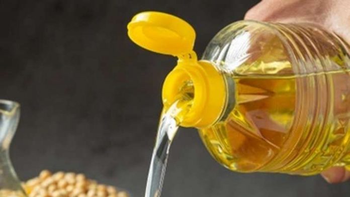 Edible oil relief after drop in petrol, diesel prices: Good news for household budgets